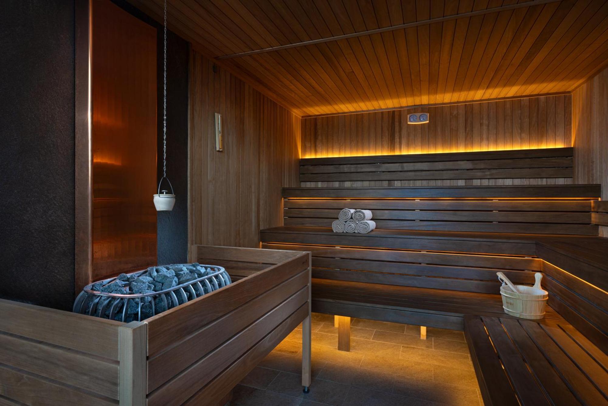 Atmosphere Balneo Hotel & Spa 帕维尔巴尼亚 外观 照片